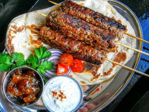 Chicken Seekh Kebab (6 Pcs)
