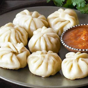 Veg Steam Momos (12 Pcs)