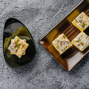 Bikaneri Burfi