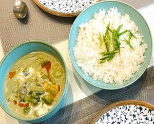 Classic Thai Green Curry Veg With Steam Rice