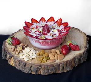 Fresh Strawberry Dryfruit Cream Milkshake