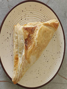 Aloo Puff [1 pc]