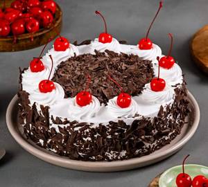 Royal black forest cake 550g