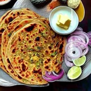 Chicken Keema Paratha Butter