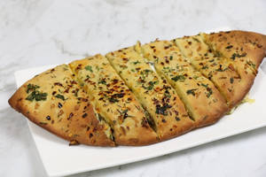 Stuffed Garlic Bread [1 pc]