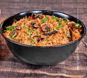 Mushroom Schezwan Fried Rice                         