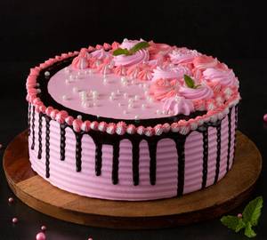 Strawberry cake 550g