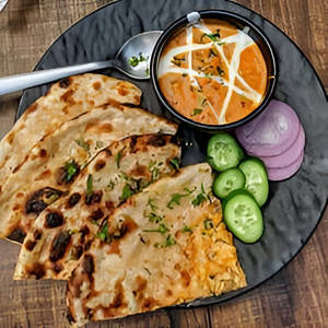 Veg Keema Naan With Gravy