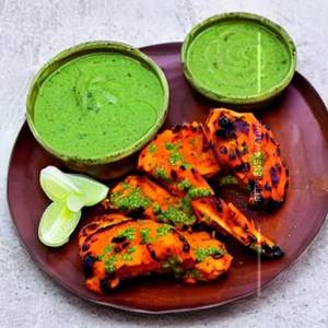 Chicken Tandoori Green Sauce