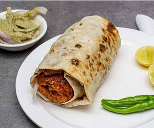 Reshmi Tikka Roll