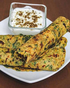 Methi Paratha (2 Pcs)