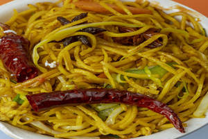 Singapore Chicken Noodles