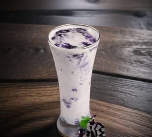 Blackcurrant  milkshake