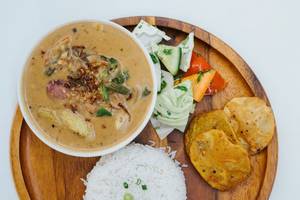 Peanut Sate Curry