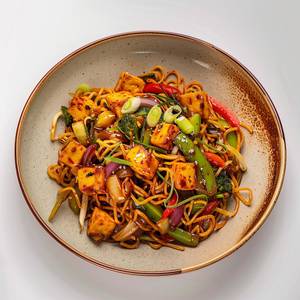 Paneer Mushroom Mix Chowmein