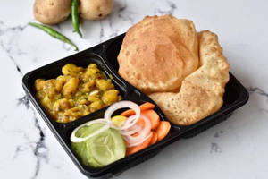 Puri Bhaji [4 Pieces]