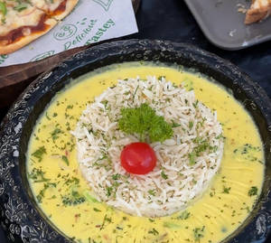 Cheese Sauce With Herb Rice