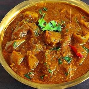 Dalmoth Kaju Navrang (Per kg)