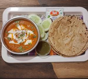 Shai Paneer +4Butter Roti +Salad +Achar