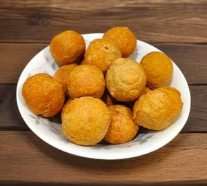 Mini Moongdal Kachori ( Jain )