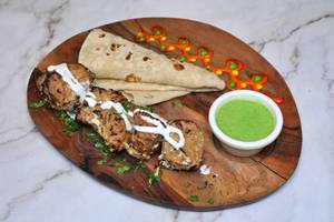 Soya Malai Chaap+ 1 Rumali Roti