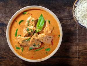 In Thai Red Curry (Chicken)