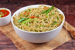 Veg Garlic Noodles