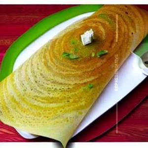 Green Peas Cheese Dosa