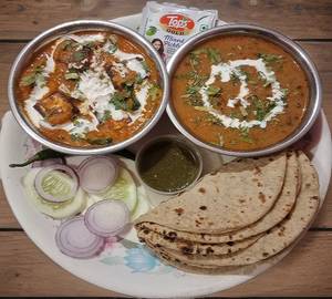 Dal Makhani + Kadai Paneer  +4 Tawa Butter Roti +Salad +Achar