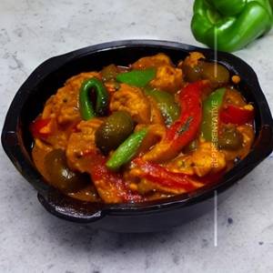 Capsicum cashew curry