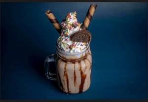 Oreo Chocolate Milk Shake