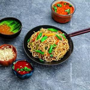 Veg Hakka Noodles