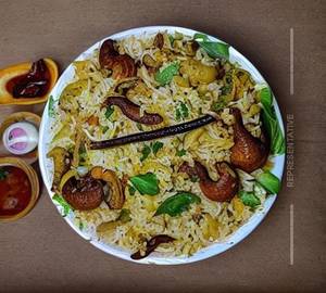 Cashew biryani