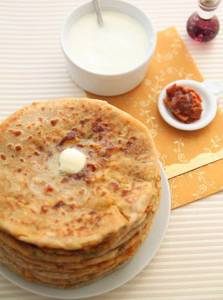 Aloo pyaaz paratha