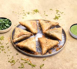Palak Cheese Samosa