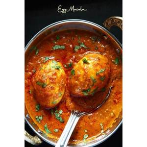 Parotta (2 Pc) + Egg Masala