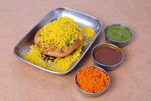 Shegaon Kachori [1 Piece]