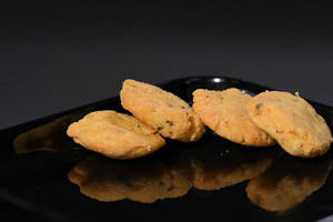 Mithi Mathri [400 Gm]