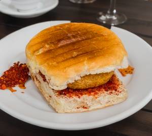 Grilled vada pav