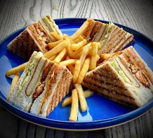 Combo 1- Chicken Mayo Grilled Sandwich + Pepsi 250 ml+ Fries & Dip