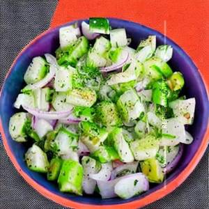 Onion Salad Sirka