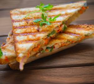 Veg mayo grilled sandwich