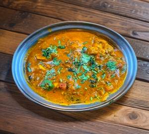 Gavthi chicken masala