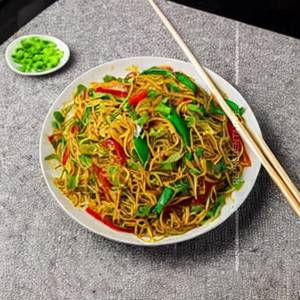 Veg Singapore Noodles 
