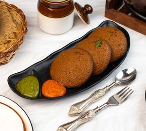 Beetroot Idli  (3 Pcs)