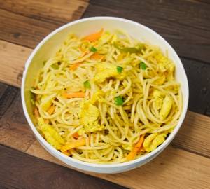Egg hakka noodles