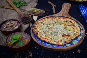 Aloo Gobi Kulcha Desi Ghee