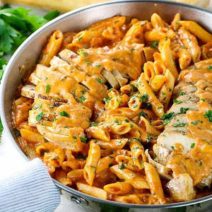 Mix Sauce Chicken Pasta