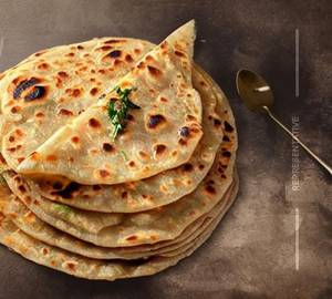 Aloo pyaj paratha