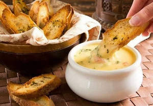 Garlic Bread With Founde